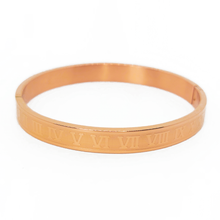 Load image into Gallery viewer, King RoseGold GQ Roman Numeral Cuff